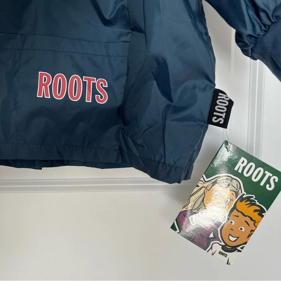 Roots rain jacket - Picture 2 of 10